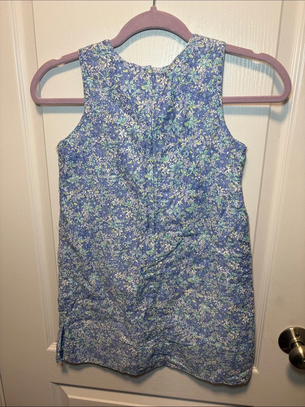 Lilly Pulitzer Blue Floral Sleeveless Button-Back Shirt